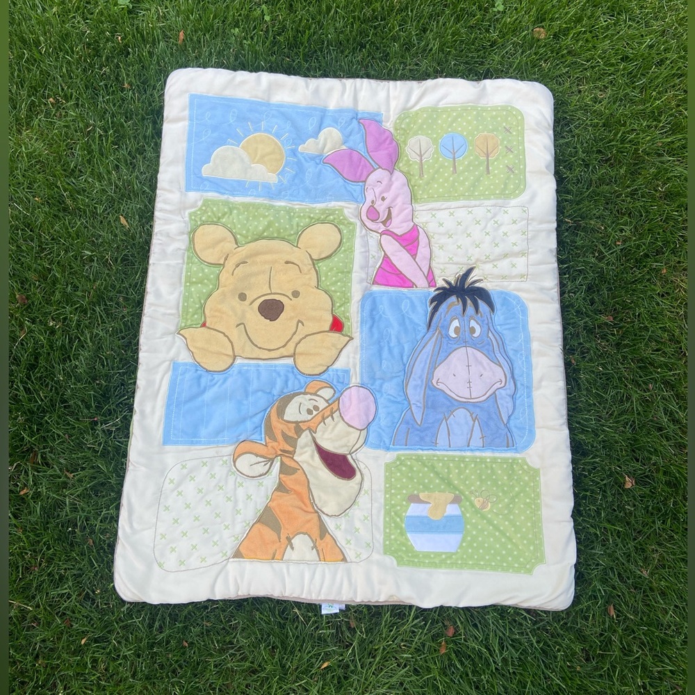 Winnie the Pooh baby comforter
